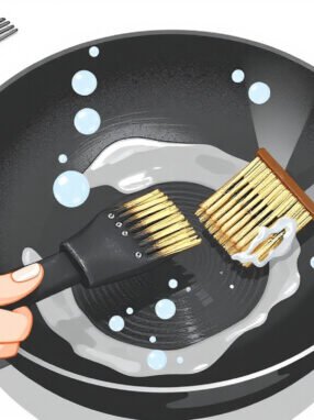 Mastering the Art of Wok Maintenance: How to Use a Wok Brush for Effortless Cleaning